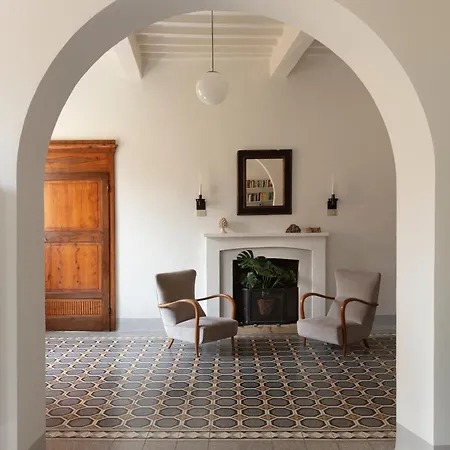 Umberto 121 Nyaraló Montisi